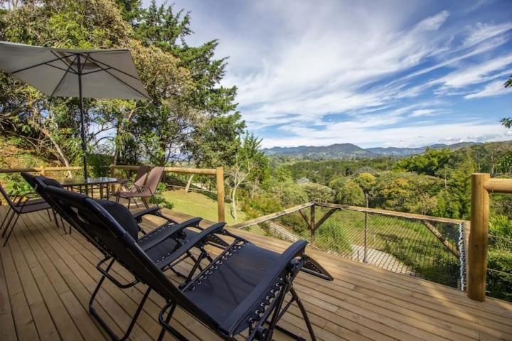 Готель Bleu Hills Glamping Llanogrande Ріонегро Екстер'єр фото